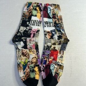NWT! TAYLOR SWIFT Novelty Crew socks